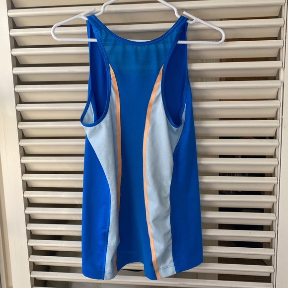 Perfect condition Nike Razorback Tank Top - Picture 3 of 3